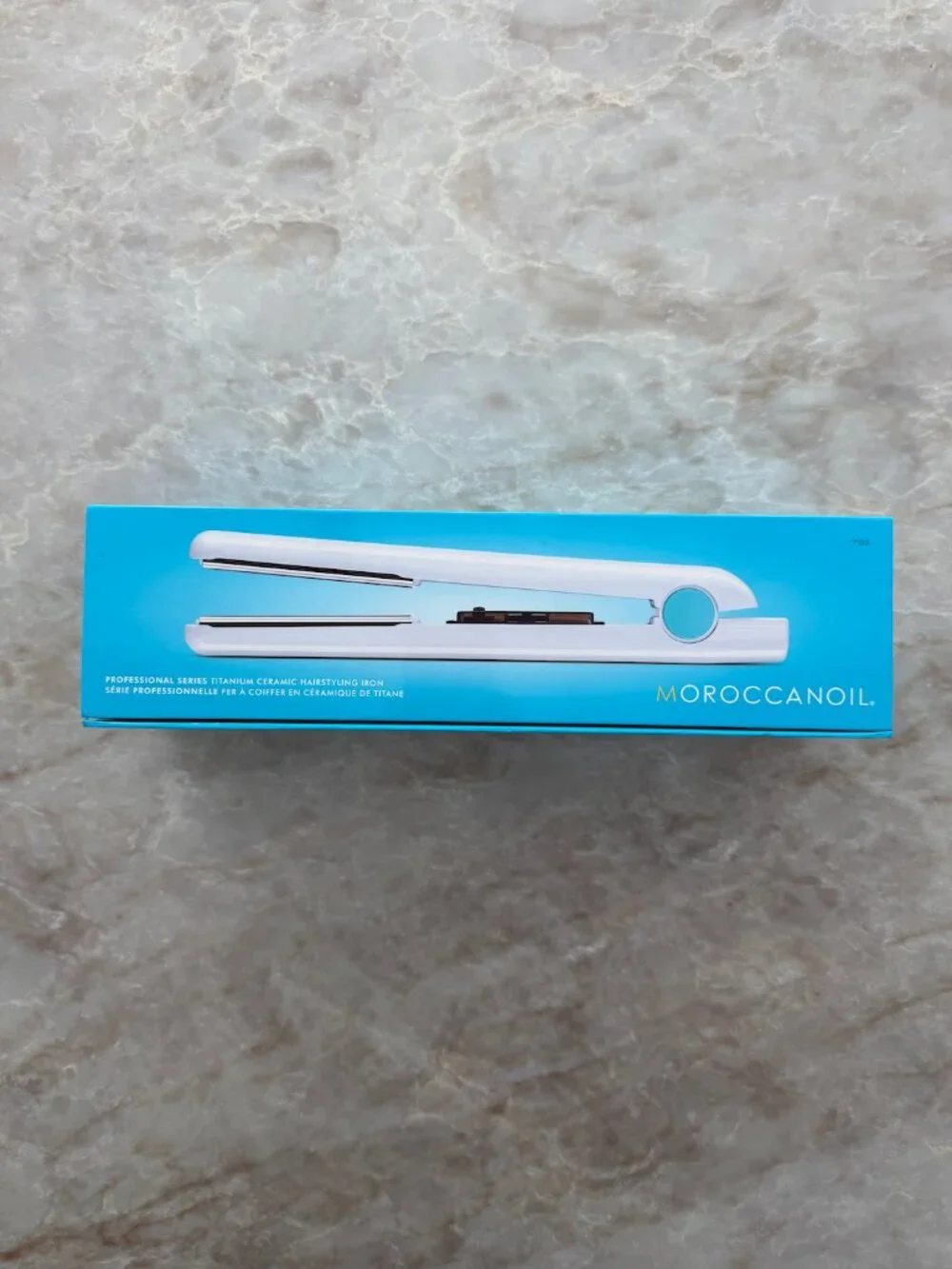 Share Moroccanoil Professional Series Titanium Ceramic Hairstyling Iron